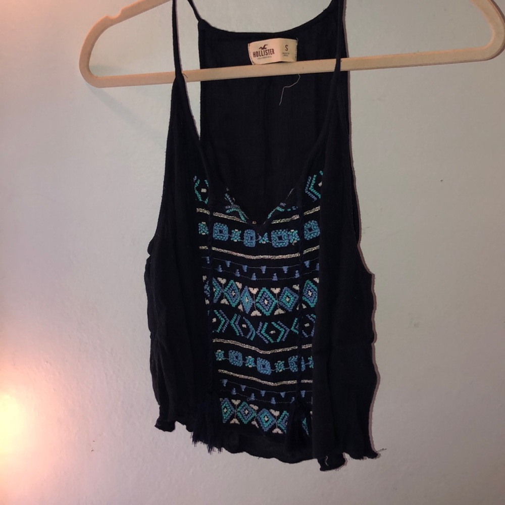 Hollister baby patterned tank!